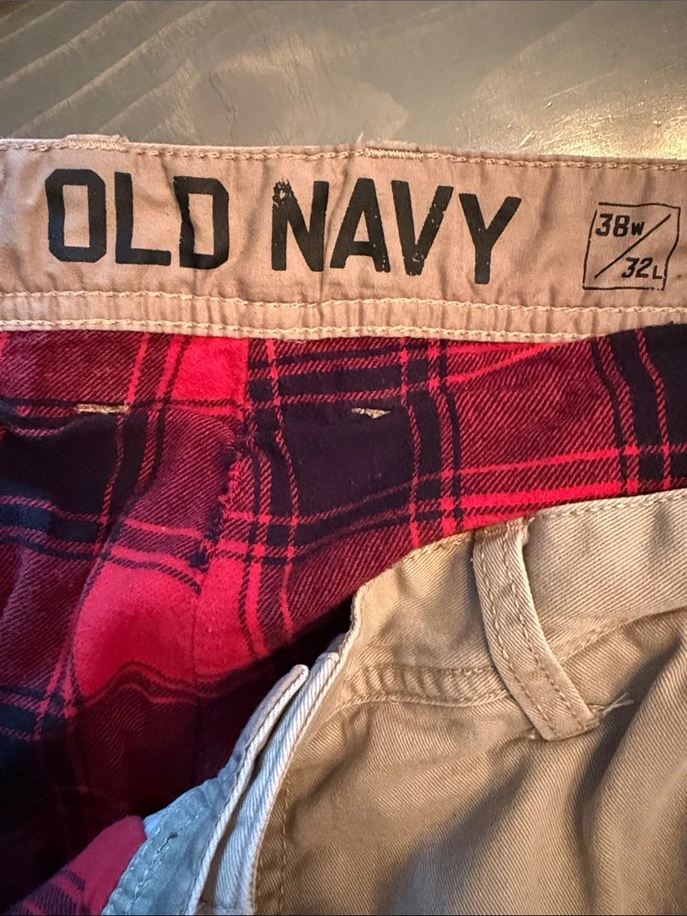 Old Navy Men's Tan Khaki Chinos with Red Plaid Waist Lining 38x32
